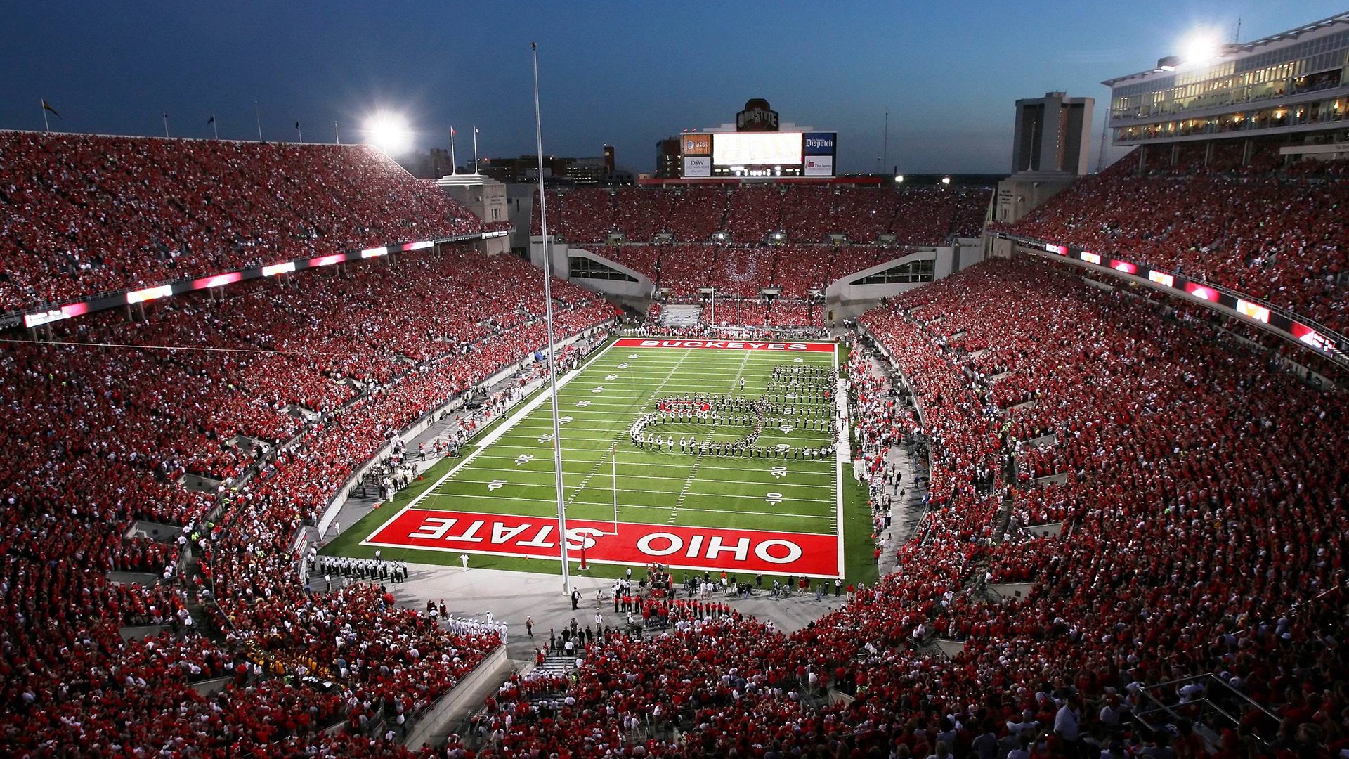 《堡垒之夜》未来光影创意大赛,玩家作品精彩纷呈!